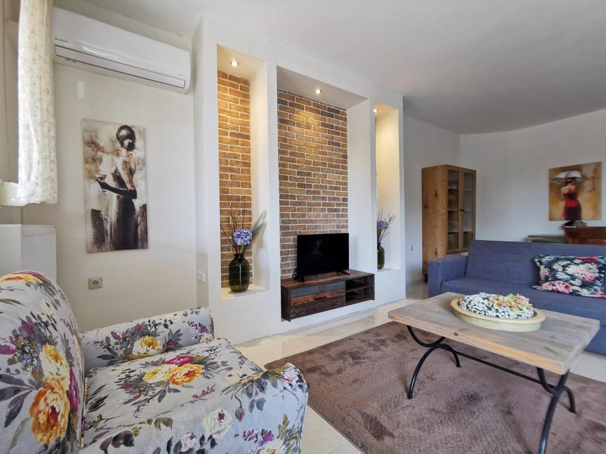 Palio Armonia Guest House ปาเลออน ซิฟลิคิออน ภายนอก รูปภาพ